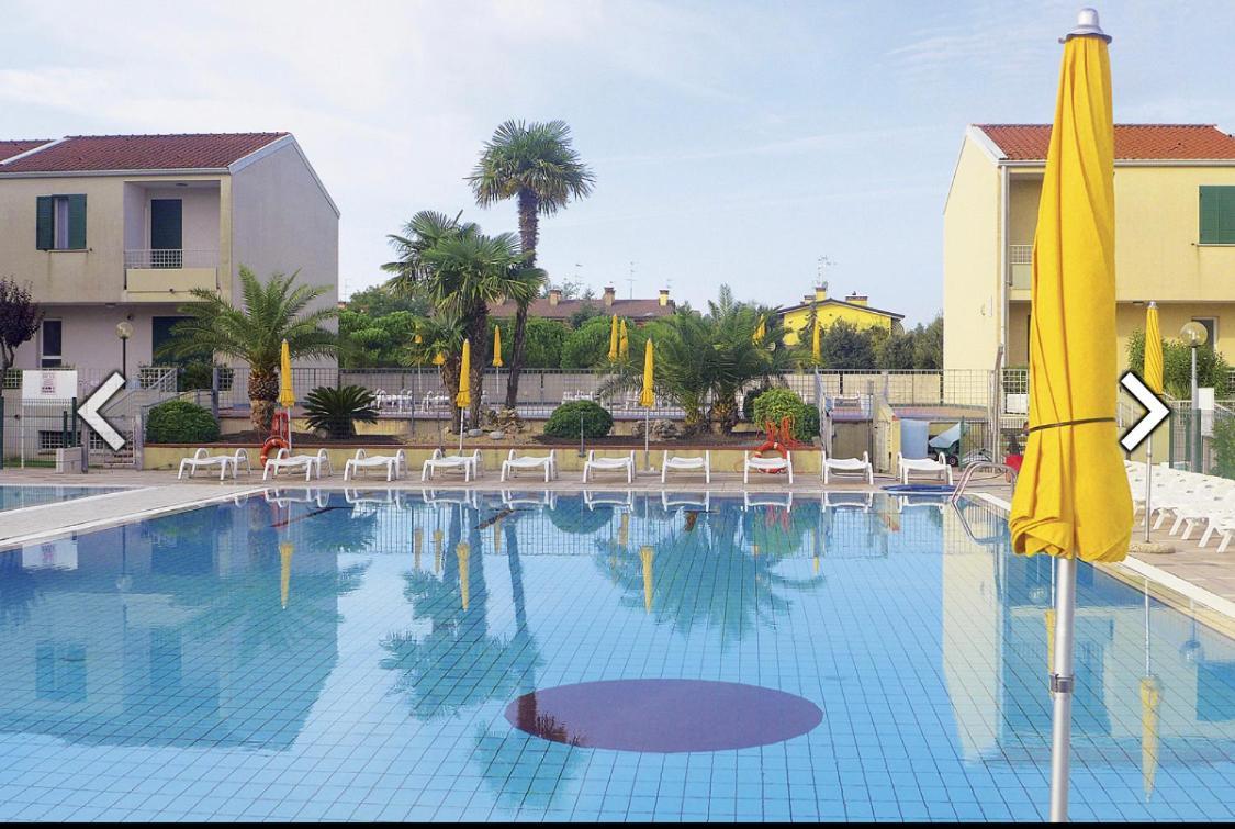 Apartment Caorle De Lux Swimming Pool, Parking, Garden ภายนอก รูปภาพ