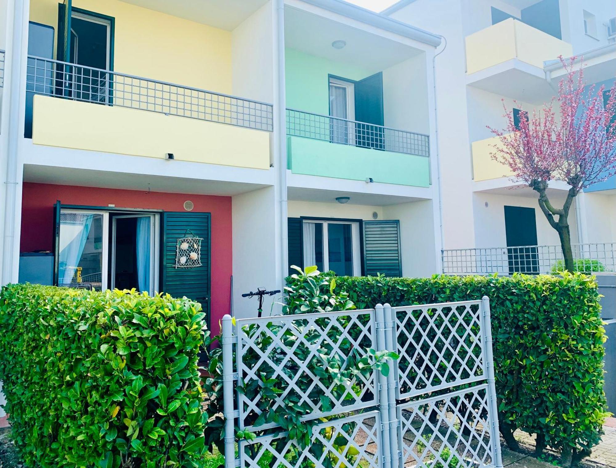 Apartment Caorle De Lux Swimming Pool, Parking, Garden ภายนอก รูปภาพ