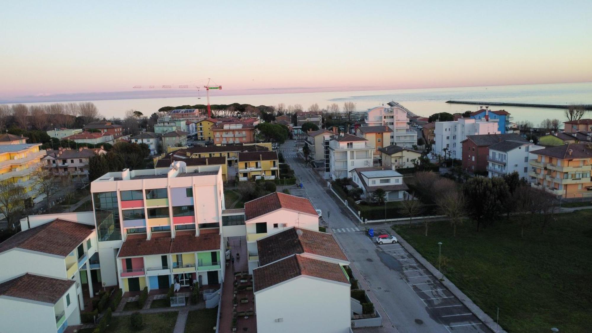 Apartment Caorle De Lux Swimming Pool, Parking, Garden ภายนอก รูปภาพ